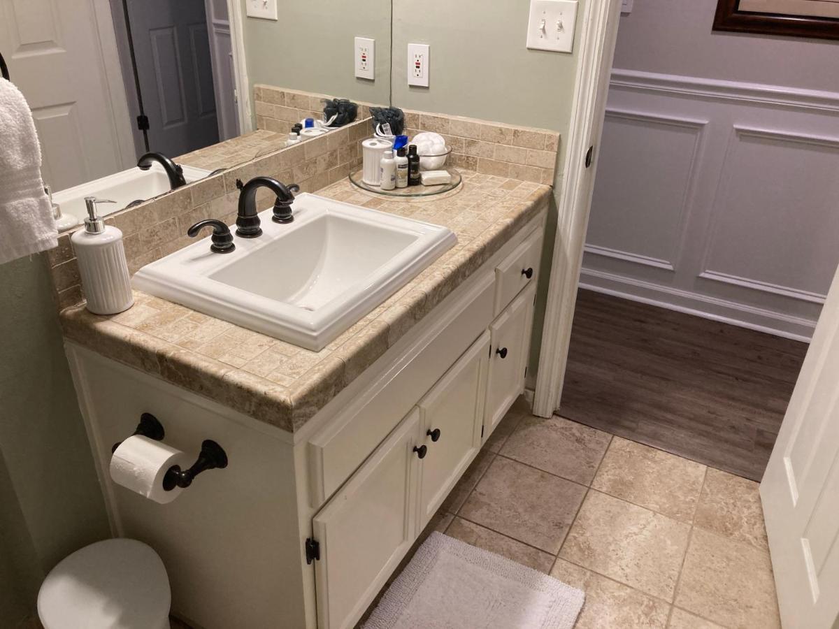 Spacious 3 Bedroom 2 Bath Condo Close To Five-Points In Athens Eksteriør billede